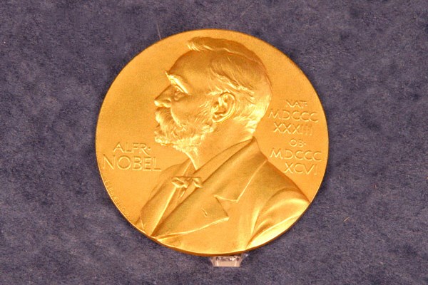 Medaglia Nobel in bronzo dorato