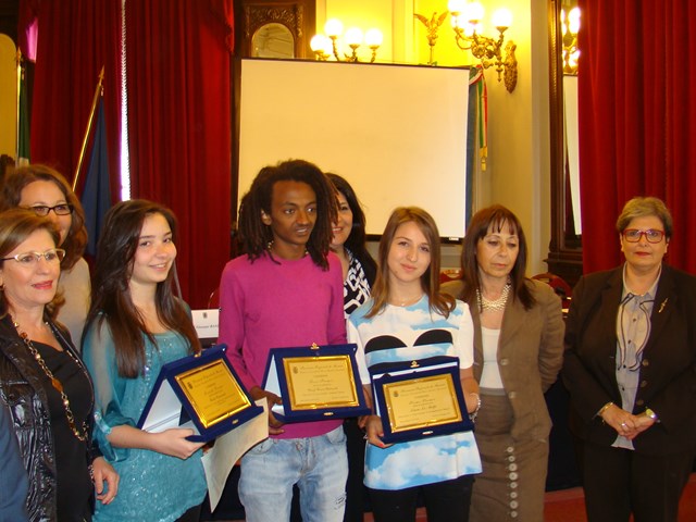 2 I tre vincitori  durante la premiazione